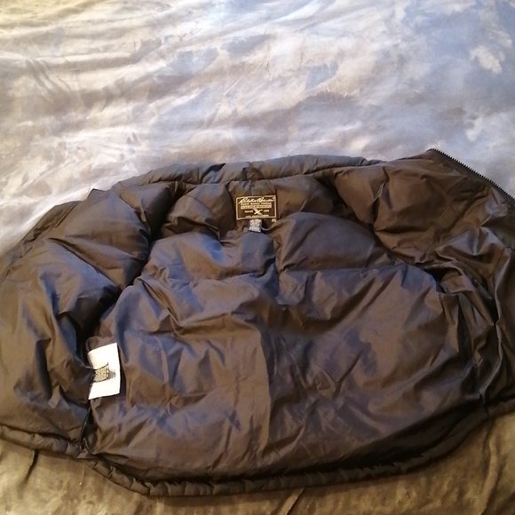 Eddie Bauer Down Vest Large - Picture 4 of 6